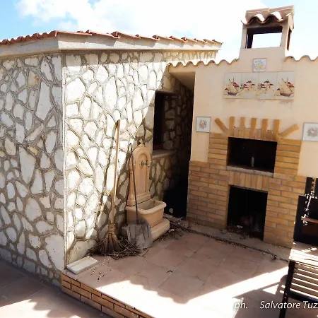 Bed & Breakfast La Muciara 2*