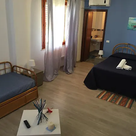 Bed & Breakfast La Muciara Valderice