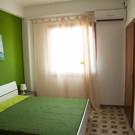 Bed & Breakfast La Muciara 2*